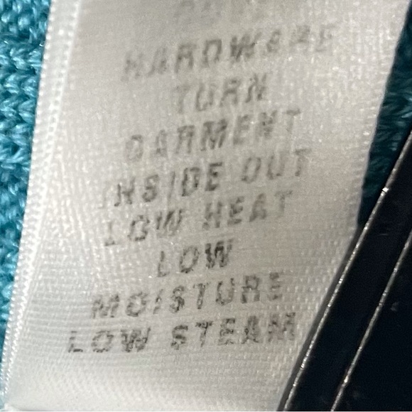 St. John Shawl neck Cardigan - Picture 7 of 9